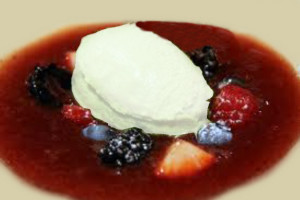 Zuppetta di frutti di bosco con sorbetto al limone